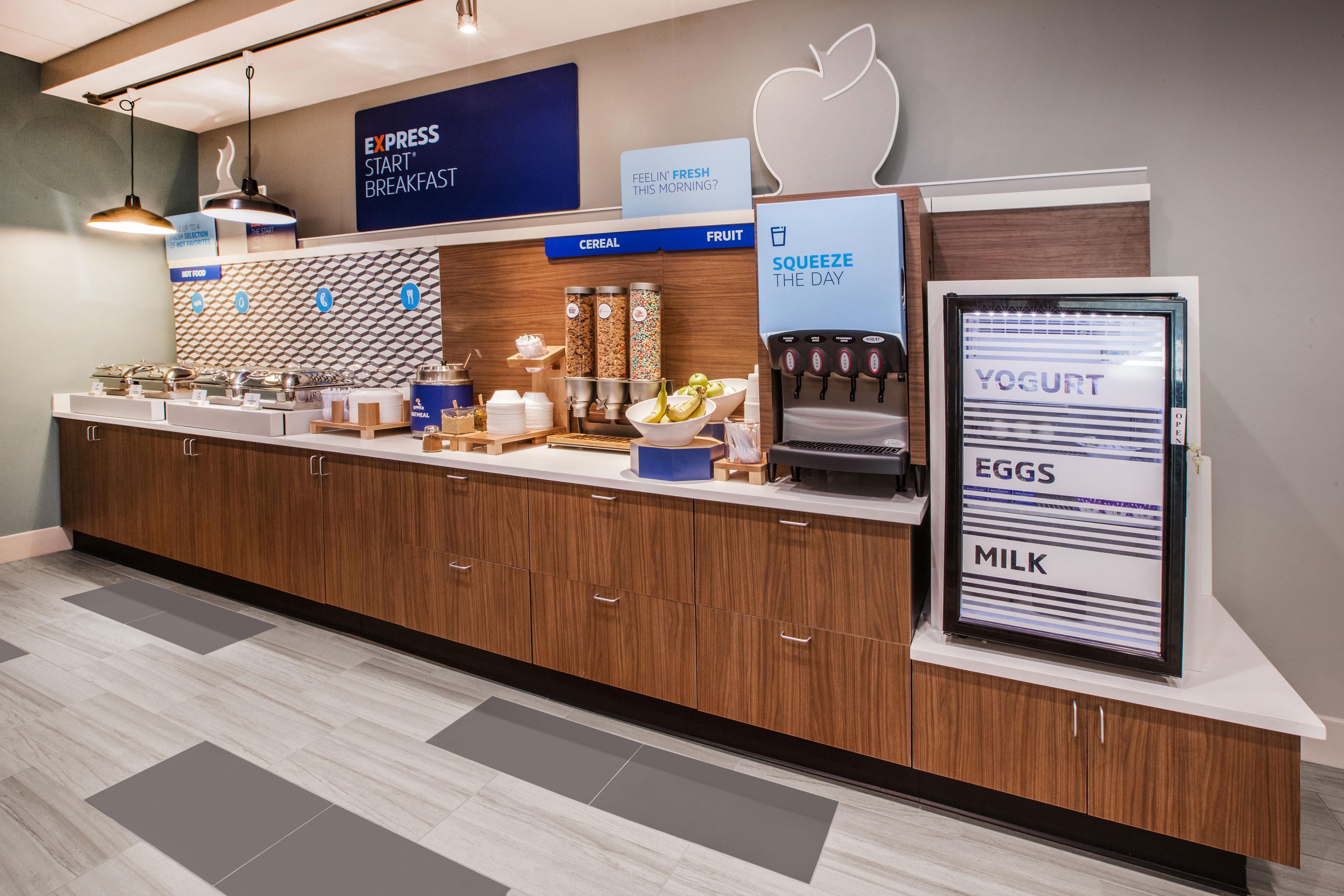 Holiday Inn Express Tuscola Eksteriør bilde