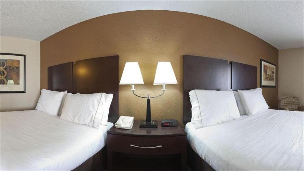 Holiday Inn Express Tuscola Eksteriør bilde